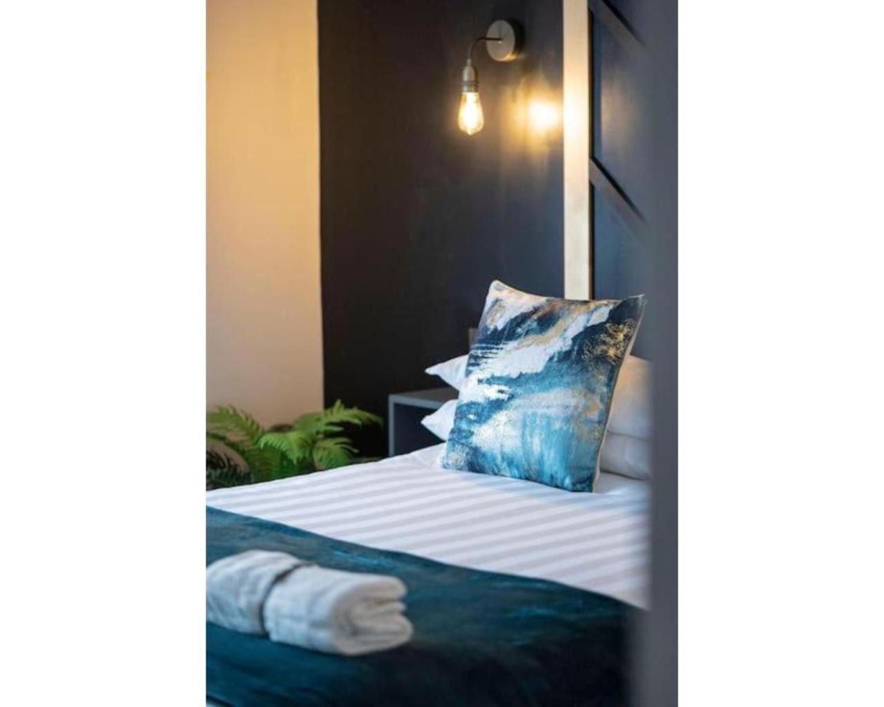 Central Belfast Apartments Queen'S Hideaway Exteriér fotografie